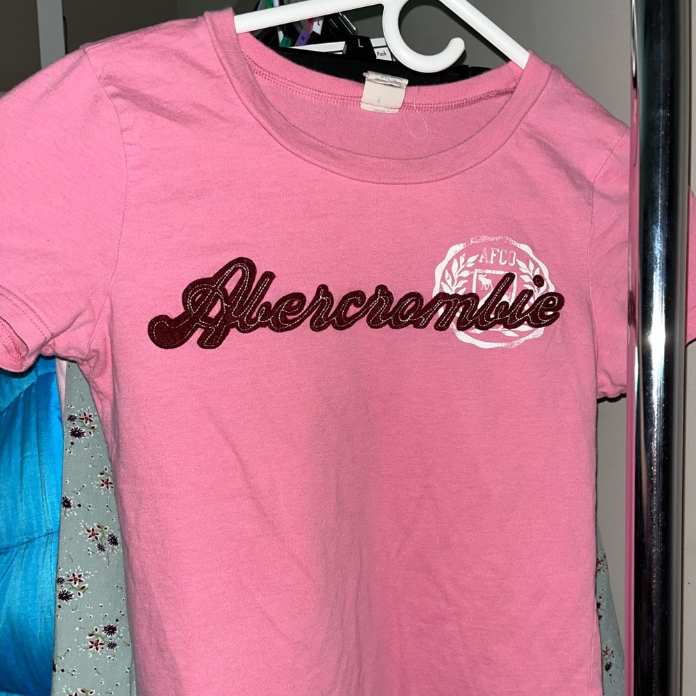 Vintage Abercrombie Pink&Maroon T-shirt!